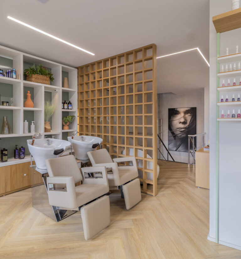 08.GenBarber&Beauty